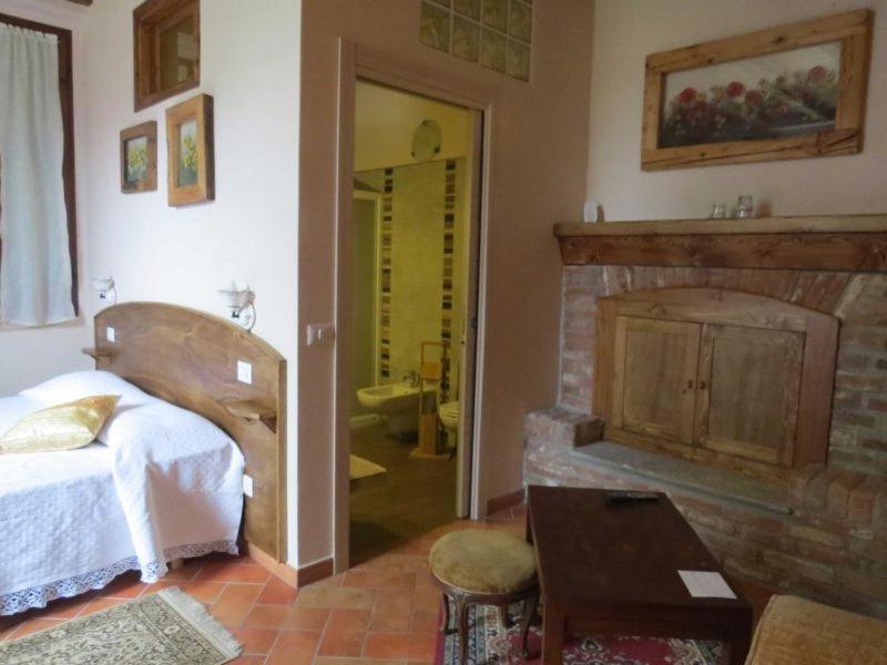 Bed and Breakfast Agriturismo Cascina Selva Ozzero Exterior foto