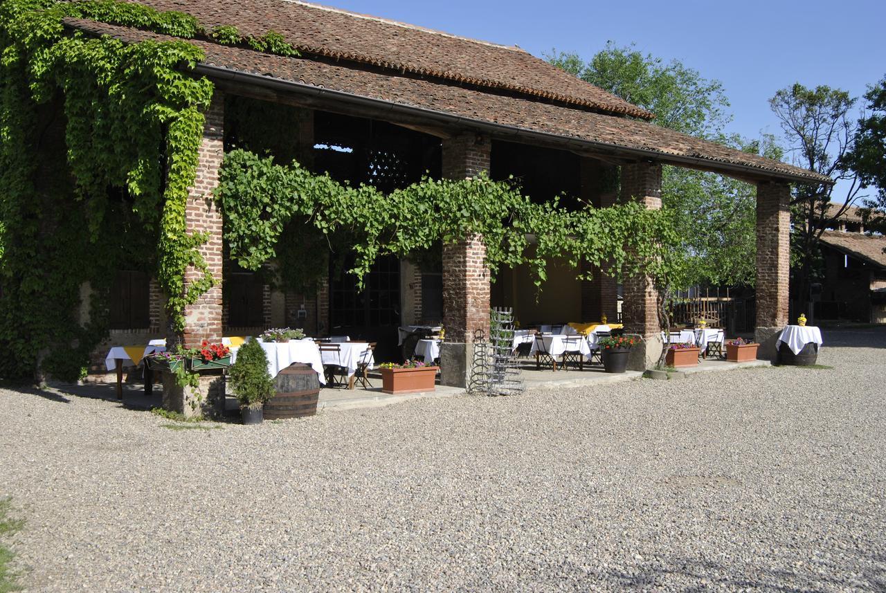 Bed and Breakfast Agriturismo Cascina Selva Ozzero Exterior foto